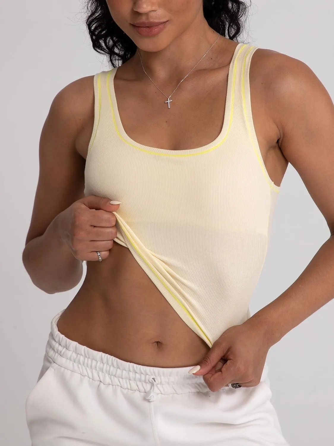 Danysu Women Rib Tank Top Padded Workout Top Square Neck Crop Tank Fitted Basic Cami Tops